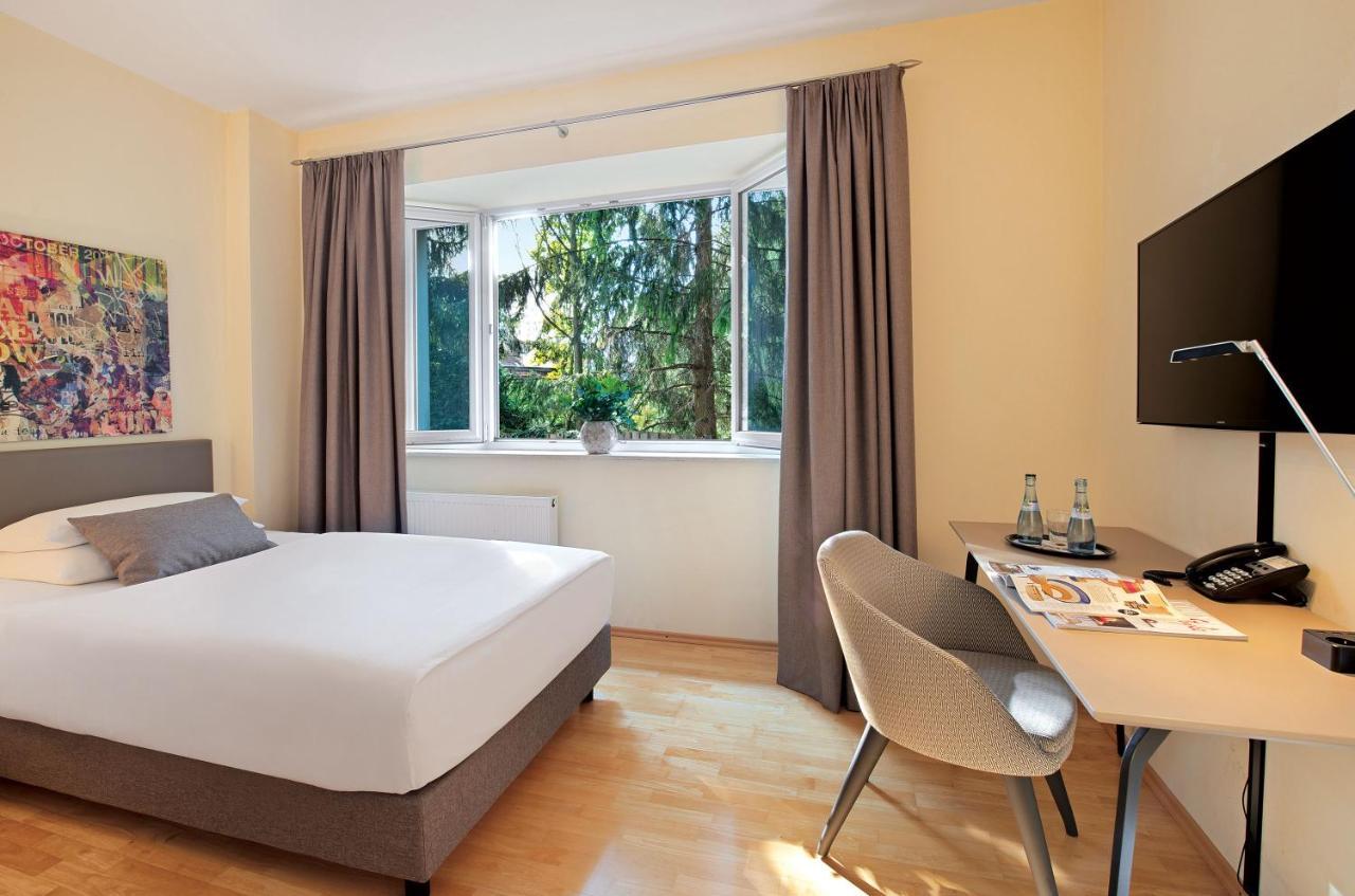 באד שונבורן Hotel Villa Medici מראה חיצוני תמונה