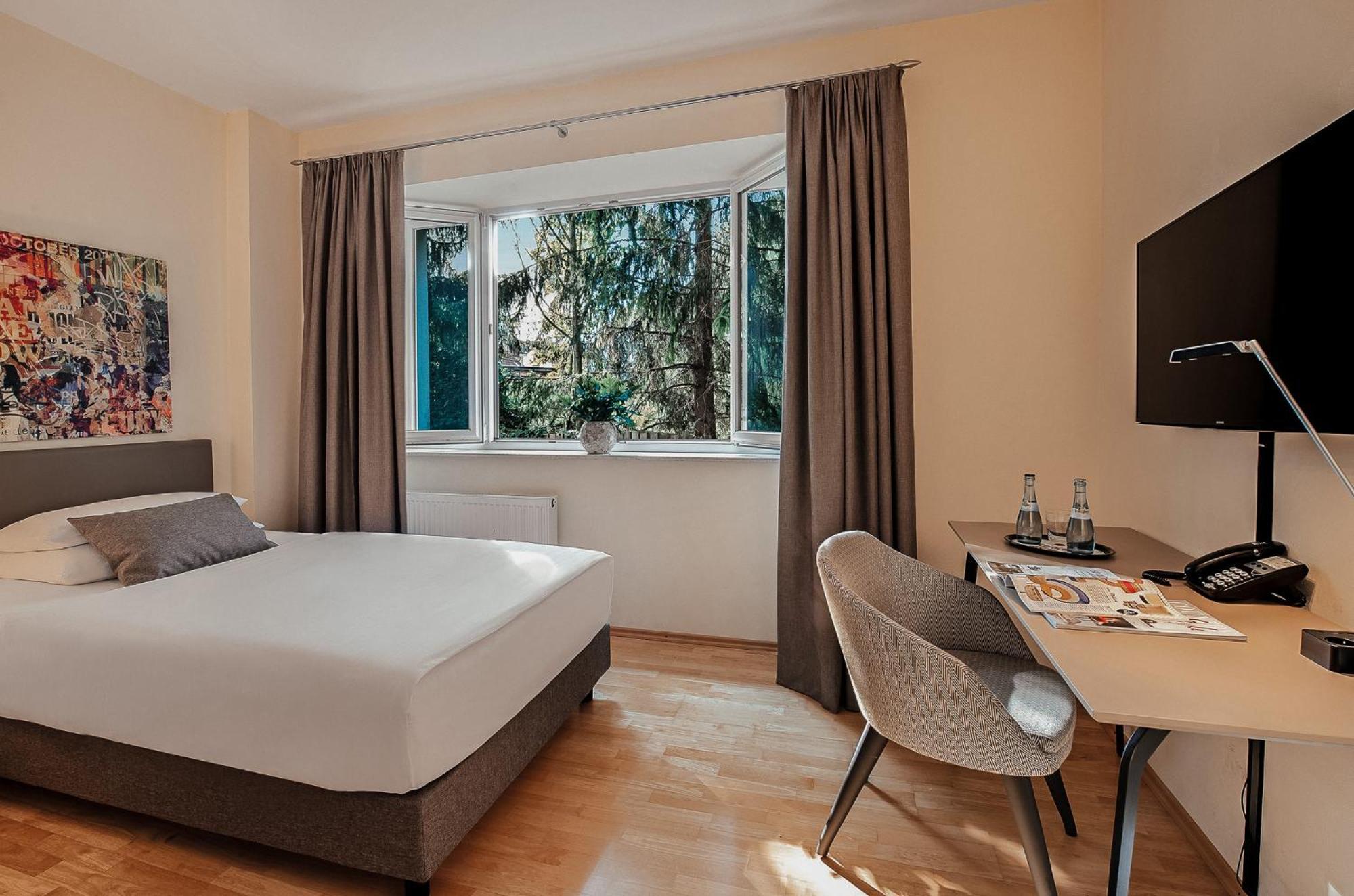 באד שונבורן Hotel Villa Medici מראה חיצוני תמונה