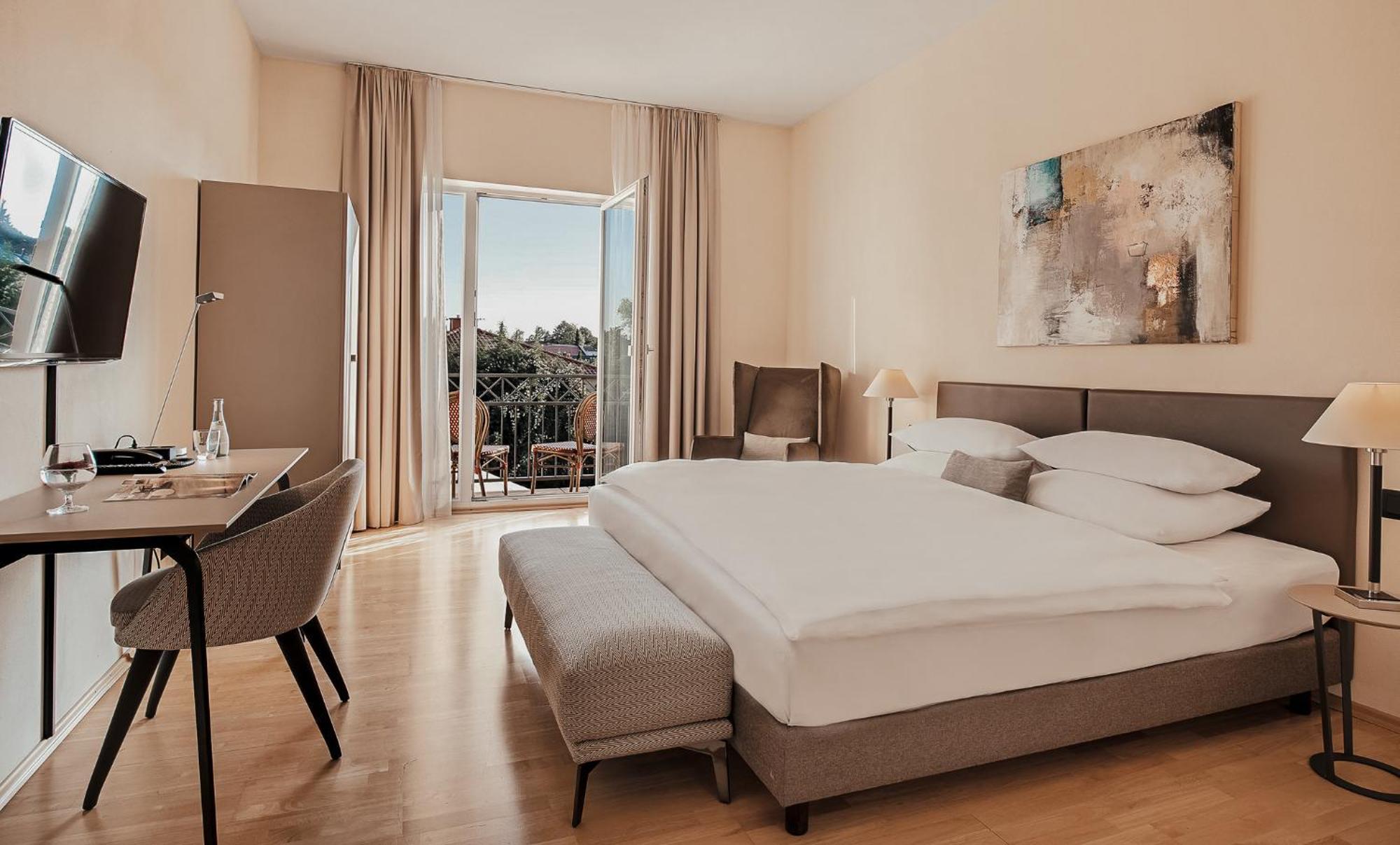באד שונבורן Hotel Villa Medici מראה חיצוני תמונה