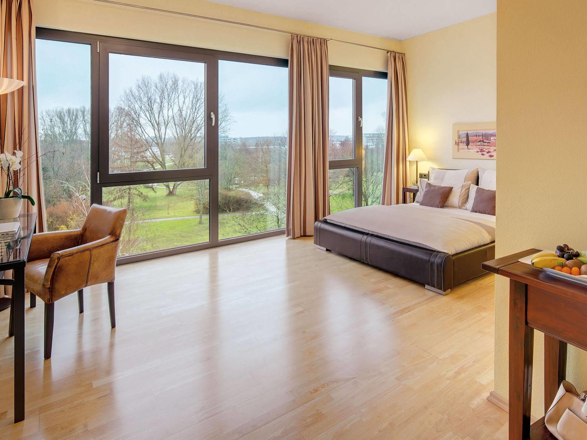 באד שונבורן Hotel Villa Medici מראה חיצוני תמונה