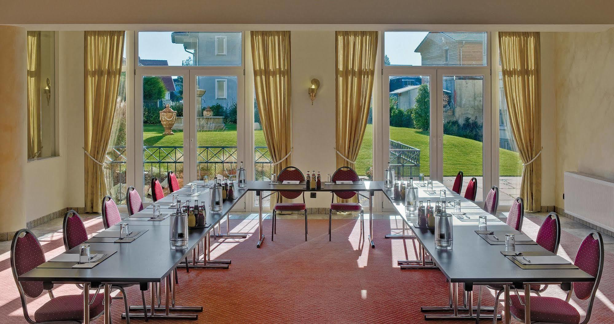 באד שונבורן Hotel Villa Medici מראה חיצוני תמונה